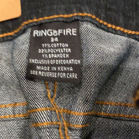 Ring of fire Jean shorts - Picture 3 of 4